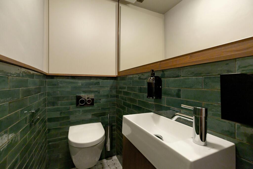 55997_AlvaStreet7035.jpg