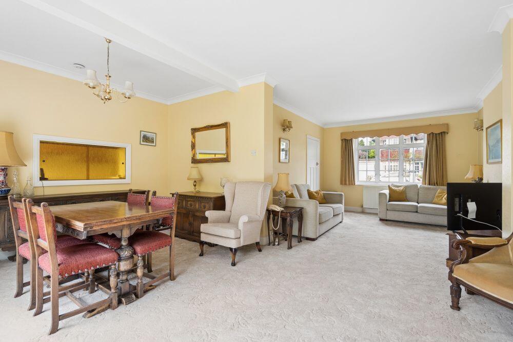 House in Watford - View 4