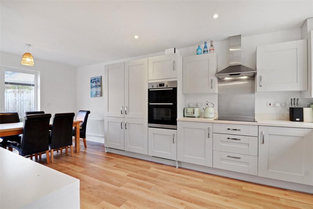 Wolstonian Way, Roundswell, Barnstaple, Devon, EX31 photo 3