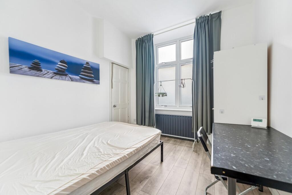 Apartment in Glasgow - More