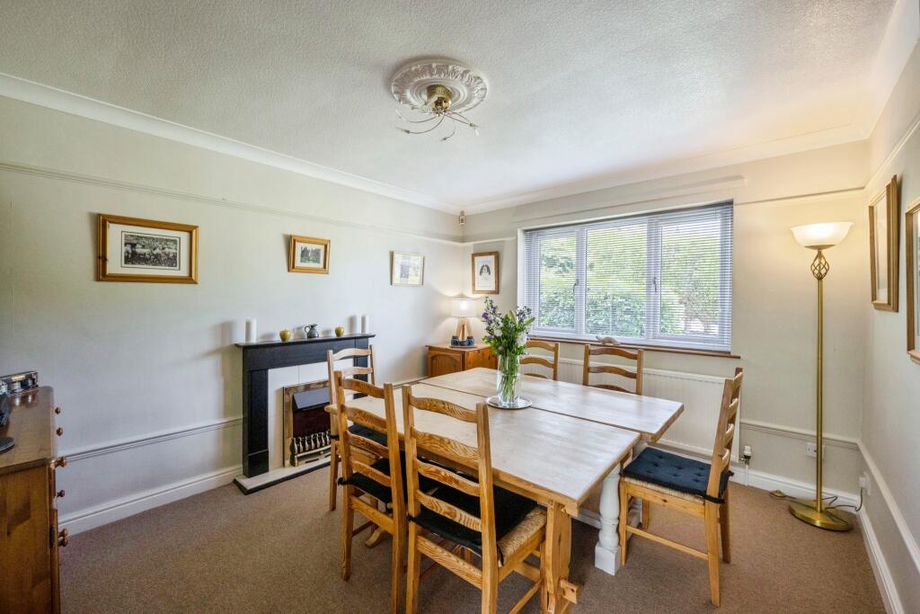 The Larches, Swinton, Mexborough, S64 photo 3