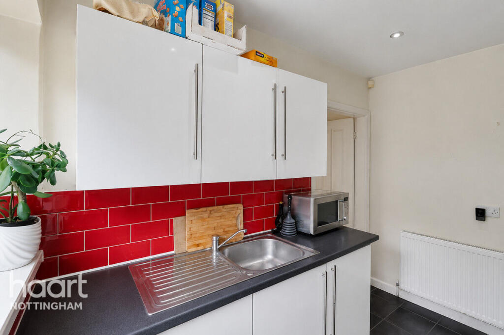 House in Nottingham, Gedling - View 4