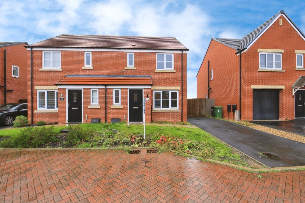 3-bed semi-detached on Rosewood Way, Peterborough, PE7, £260,000