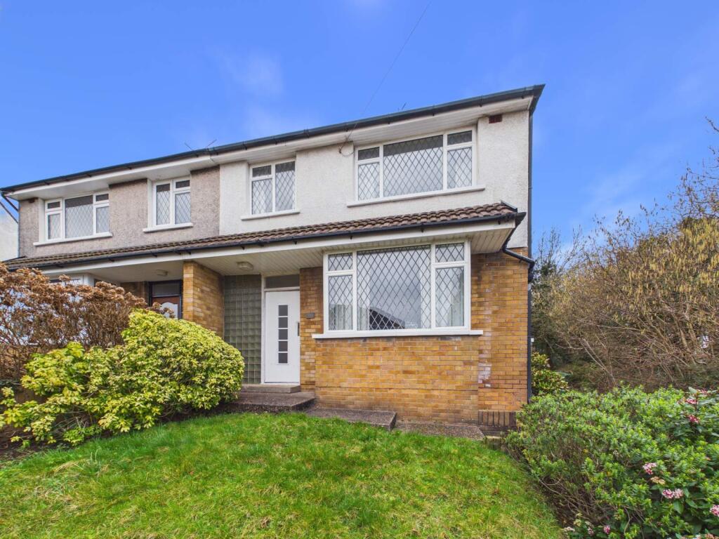 House in Cardiff, Llanishen - More