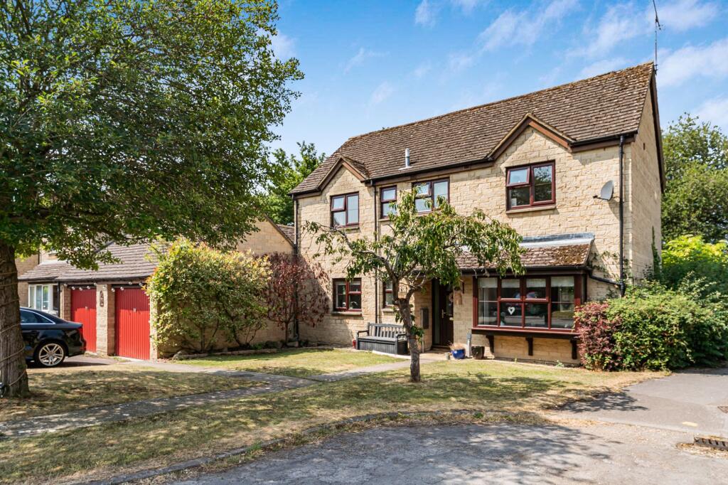 Main image of property: Hollis Close, Witney, OX28