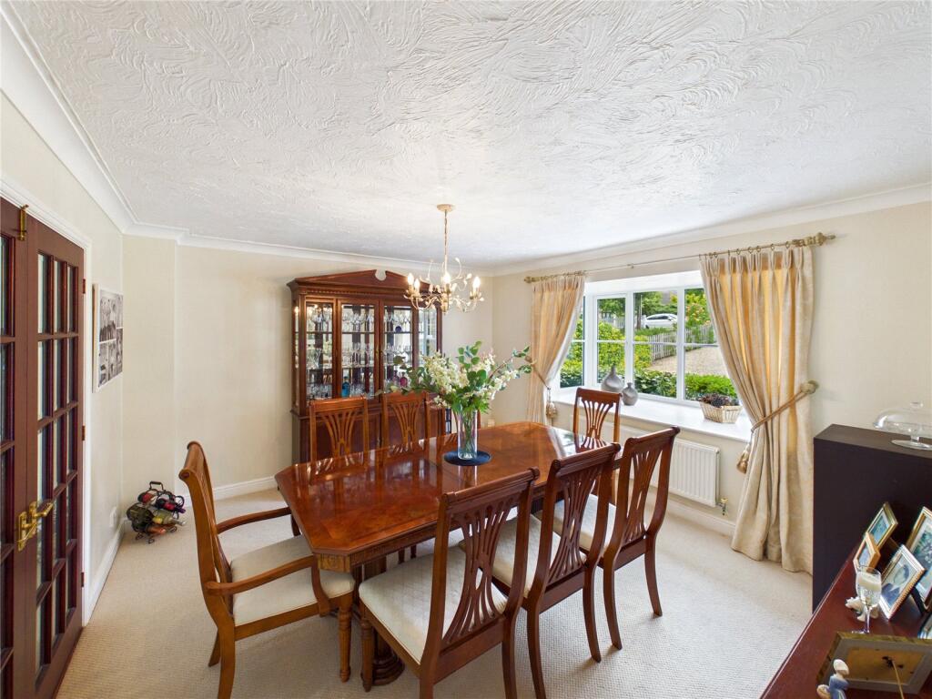 House in Colchester, Fingringhoe - More
