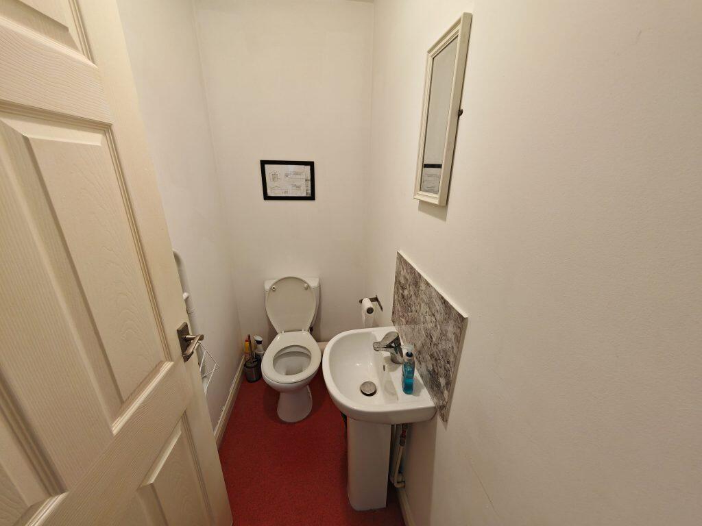 6 bedroom house for rent
