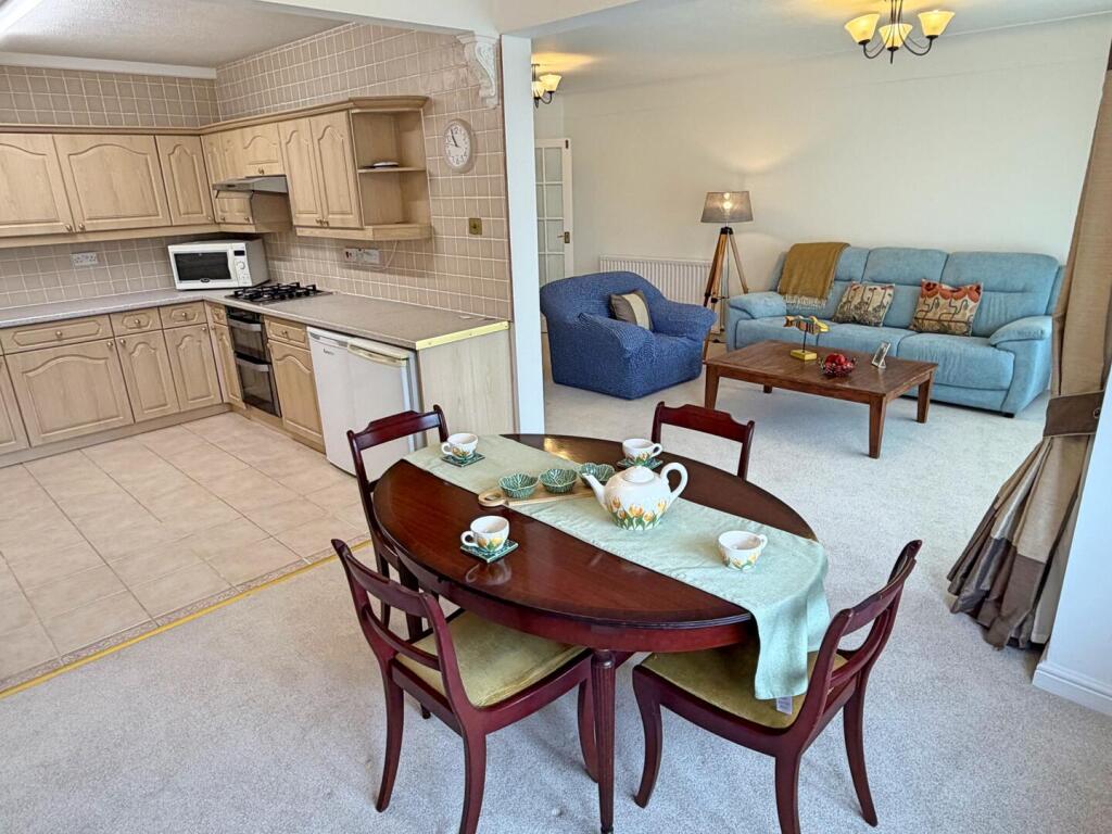 Apartment in Hoylake, Meols - View 4