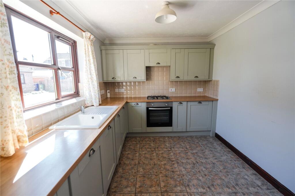 Station Road, Healing, Grimsby, Lincolnshire, DN41 photo 4