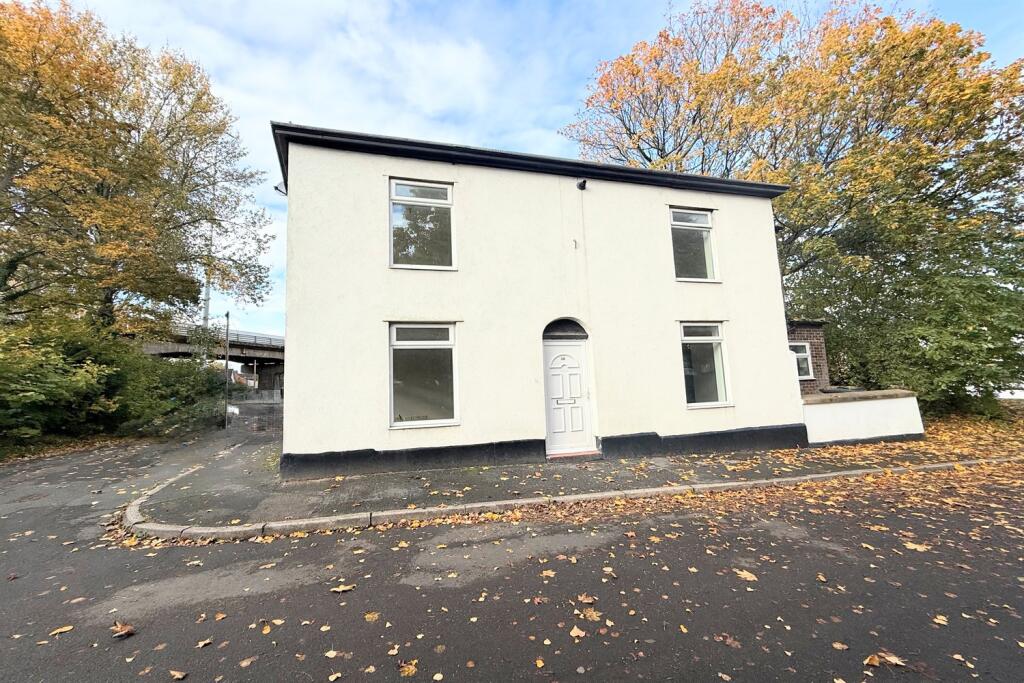 Main image of property: 48 Wellington Street, WA7 1LB