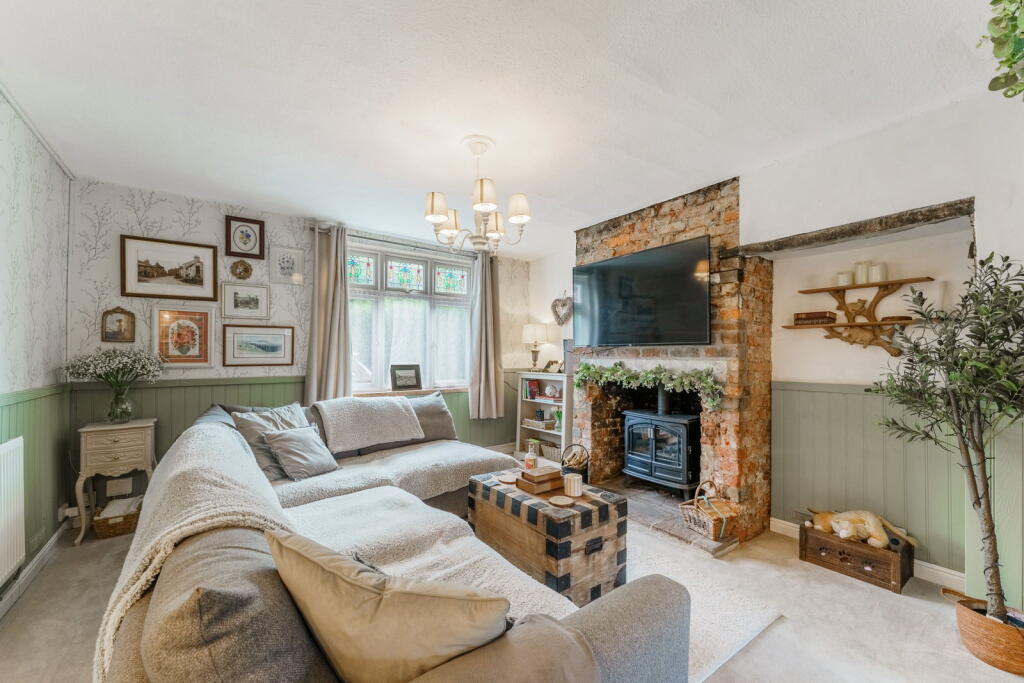 House in Cliffe, Newhay - View 5