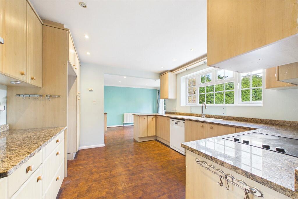 House in Guildford - View 5