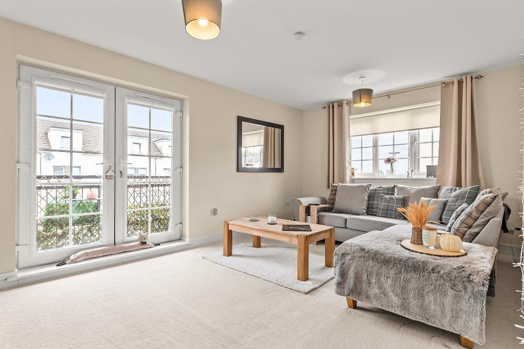 9, Crown Crescent, Kinnaird, Larbert, FK5 4XP photo 4