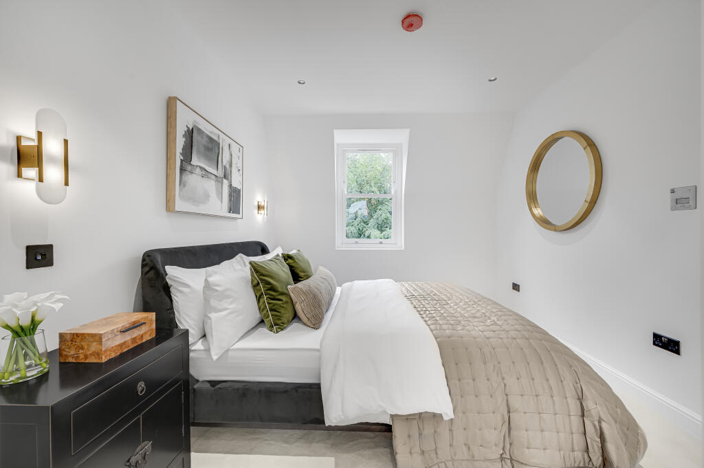 Apartment in London - More