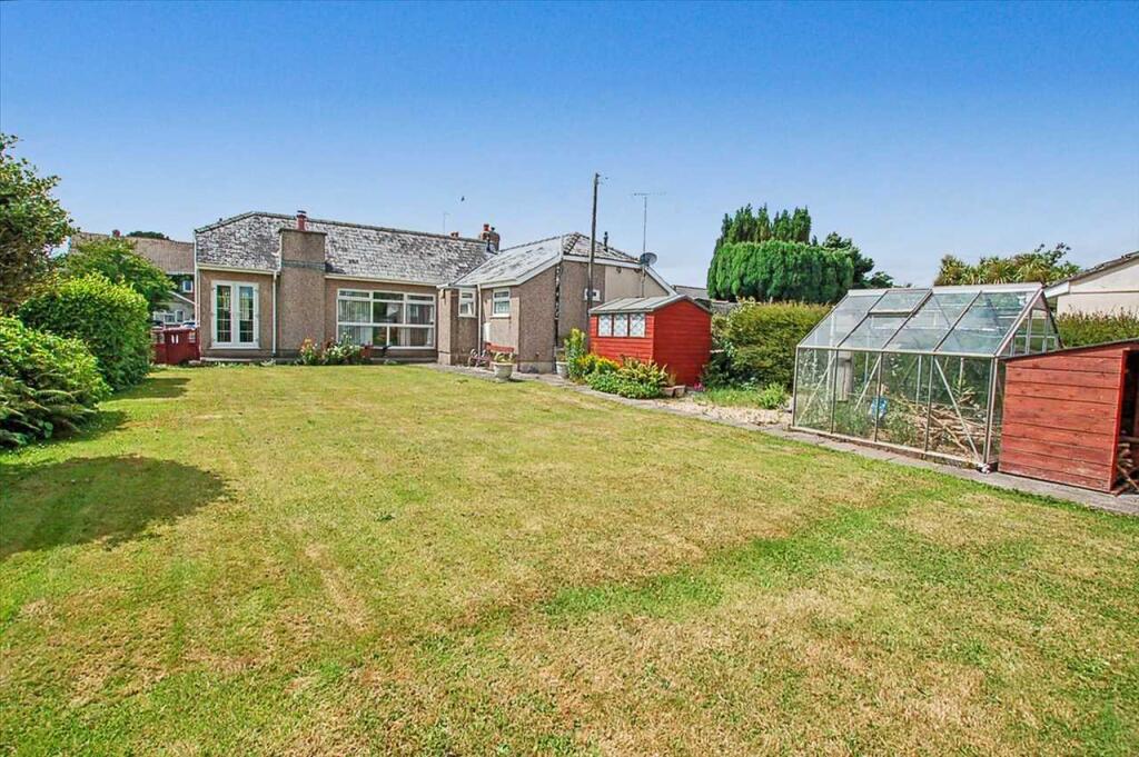Main image of property: 11 Bishops Lane
