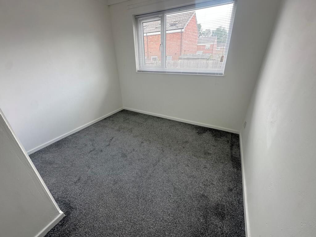 Apartment in Bromsgrove, Catshill and North Marlbrook CP - View 5