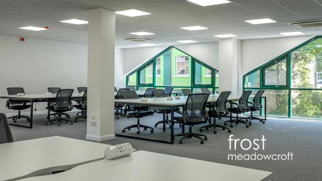 Plaza 535 Kings Rd ChelseaSW10 Office west london d.jpg