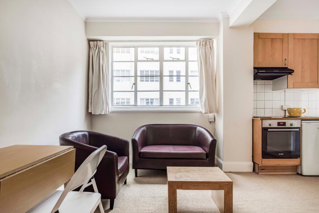 Studio flat for rent