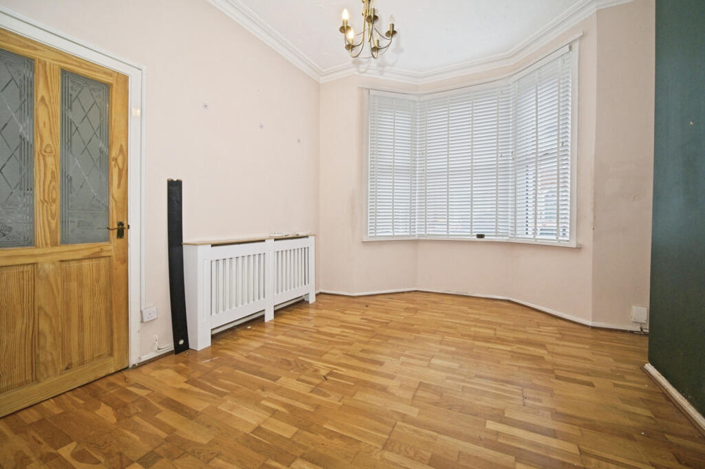 House in Newport, Eveswell, Beechwood - View 4