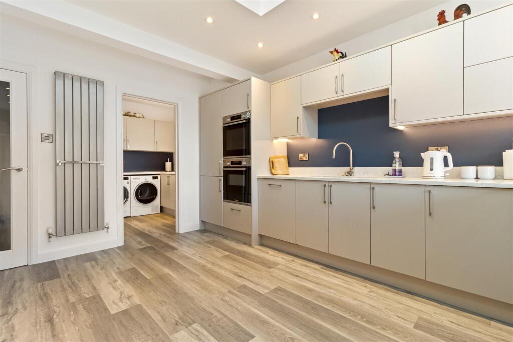 The Ridings, East Preston, Littlehampton photo 4