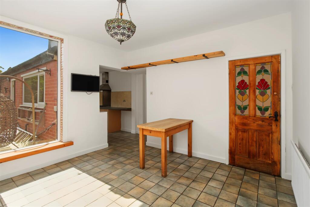House in Nottingham - View 5
