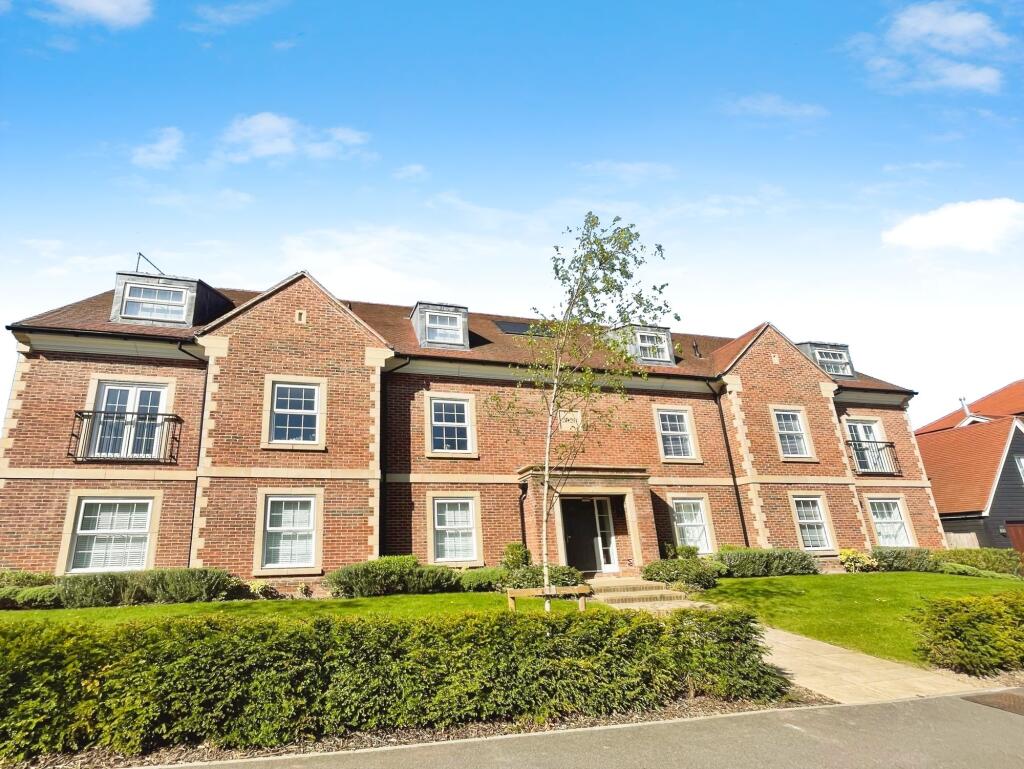 Main image of property: Murano Drive, Chineham, RG24