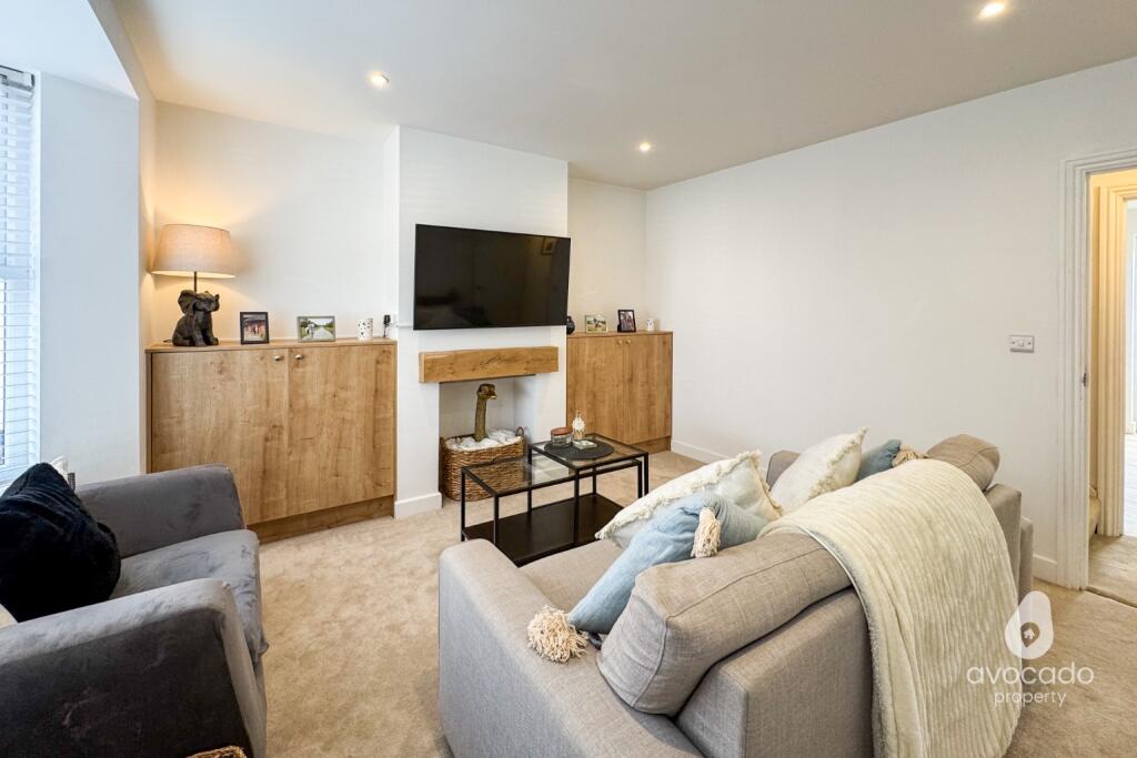 Wescott Road, Wokingham, RG40 - View 2