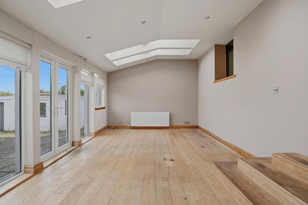 House in Kilmarnock - View 3