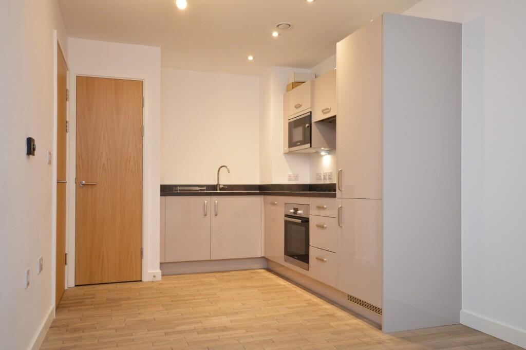 Apartment in Bristol - View 4