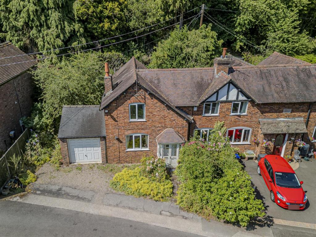 Main image of property: Woodside Cottages, Churnet View Road, Oakamoor, Staffordshire, ST10 3AE