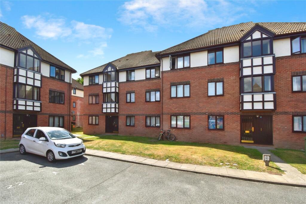 Main image of property: Brinkley Place, Colchester, Essex, CO4