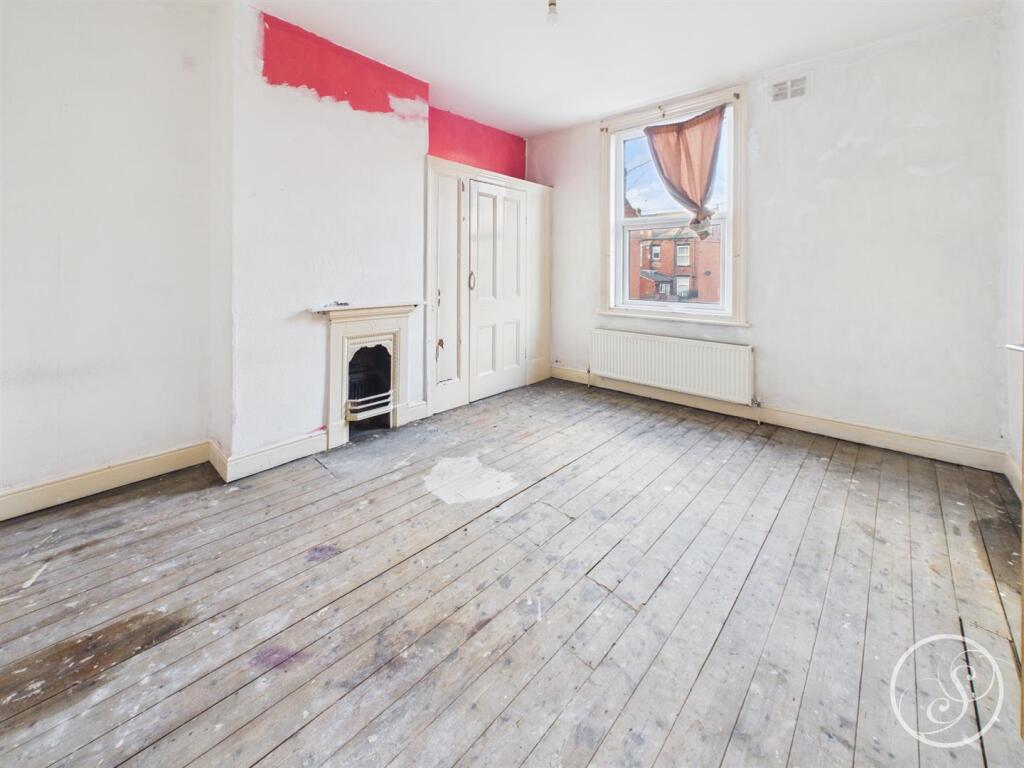 House in Leeds - View 5