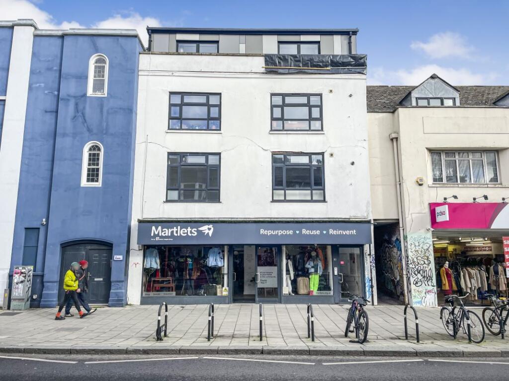 Main image of property: Flat 1, 90 London Road, Brighton, East Sussex, BN1 4JF
