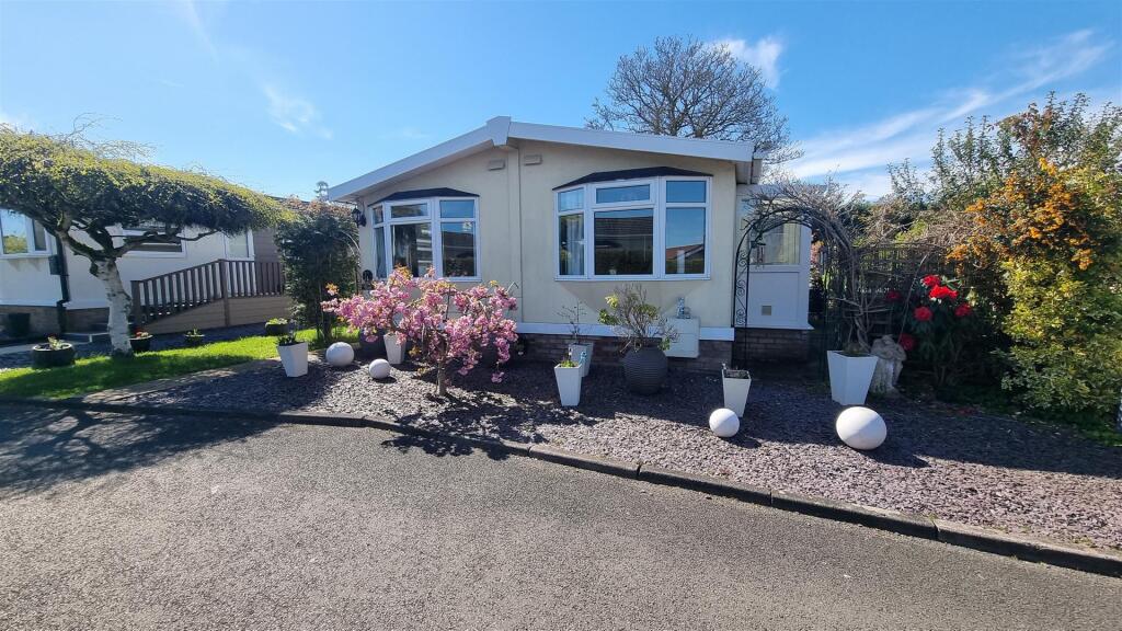 Main image of property: The Willows, Hillcrest Park, Wythall