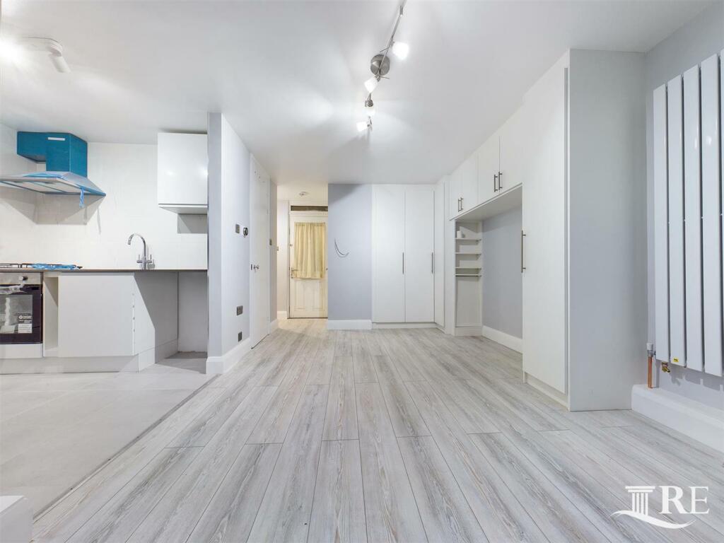 Main image of property: Slough Lane, Kingsbury, London, NW9 8YE