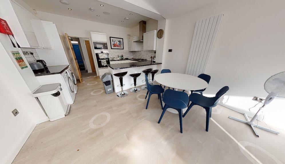 House in Nottingham, Dunkirk - View 2