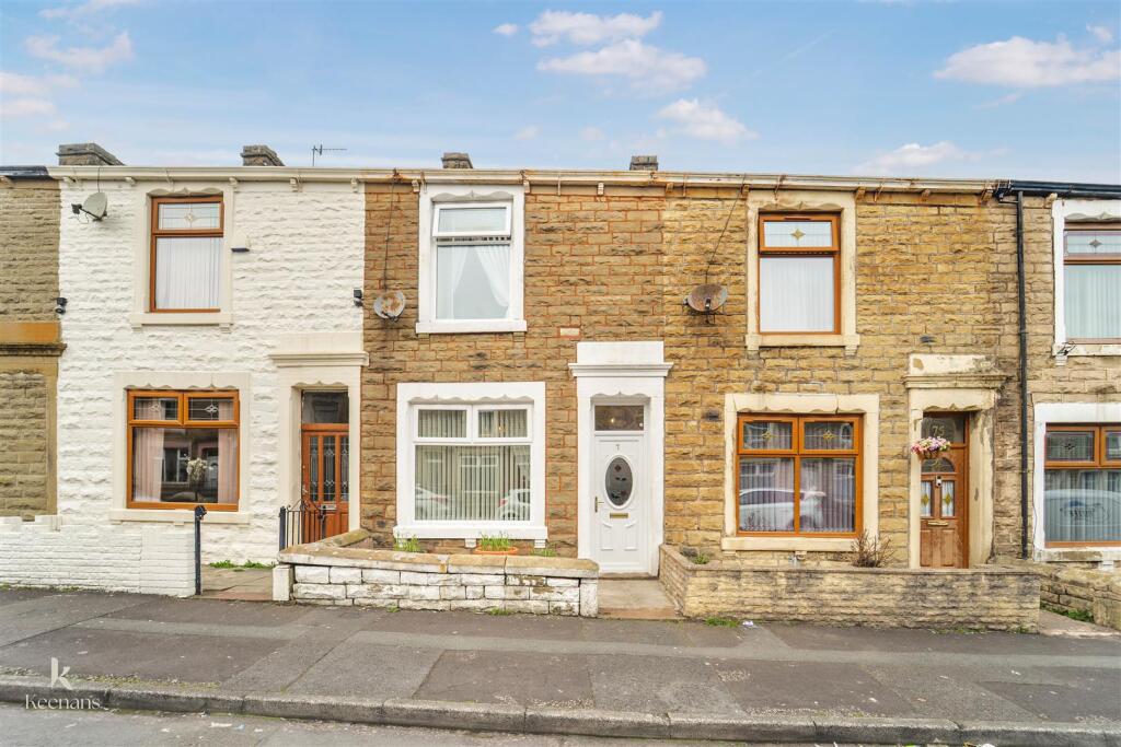 House in Hyndburn, Lancashire - View 4