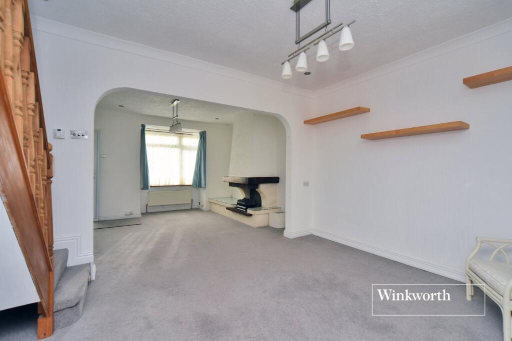 Longfellow Road, Worcester Park, KT4 photo 4