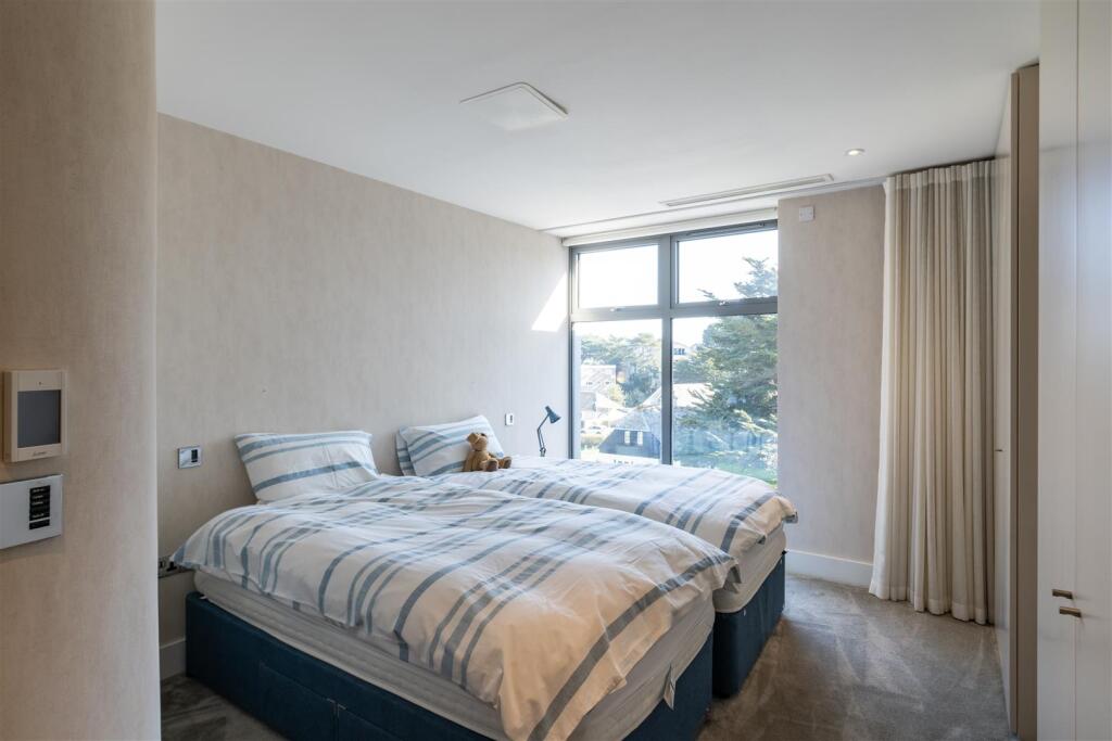 Additional image 18 of Panorama Road, Sandanks