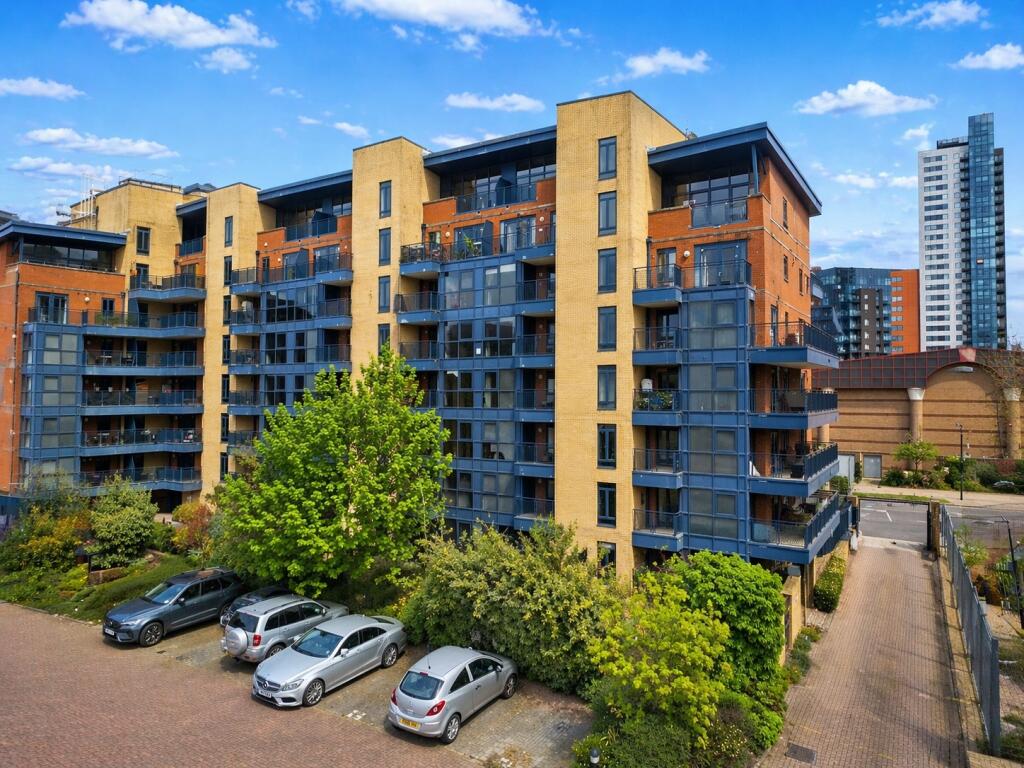 Main image of property: 85 Canute Road, Southampton