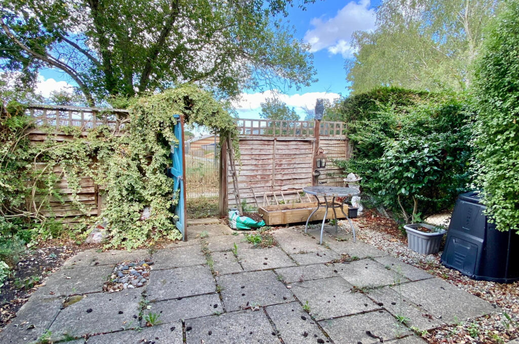 House in New Forest, Ringwood - View 4
