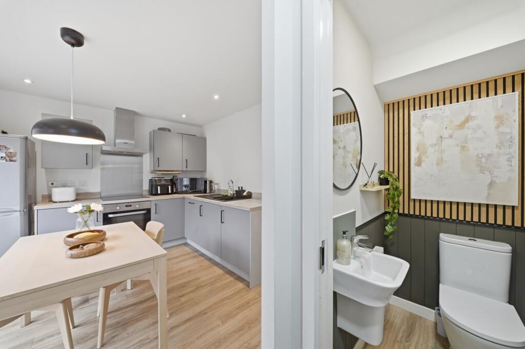 House in Rushcliffe, Sharphill - View 4