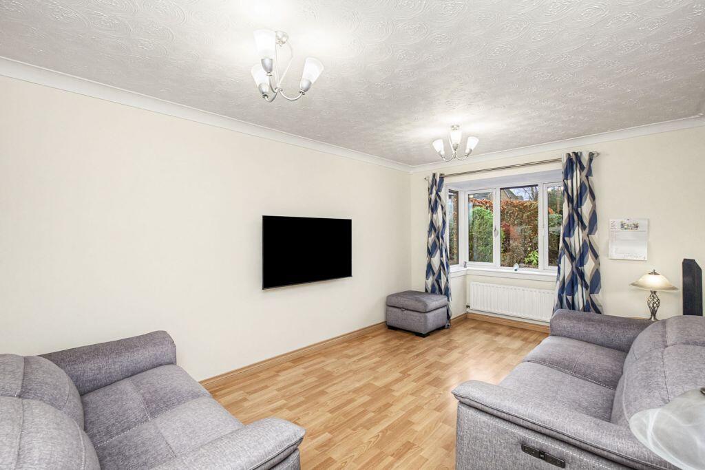 4 Gogarloch Syke, Edinburgh, EH12 9JB image 3