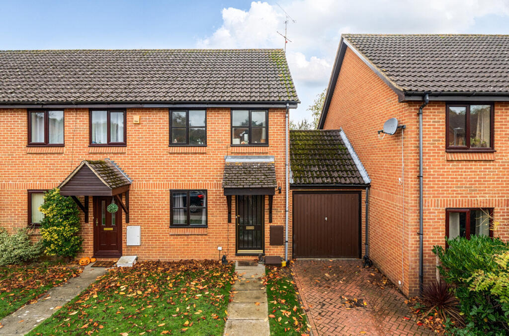 Main image of property: Trefoil Close, Wokingham, Berkshire, RG40