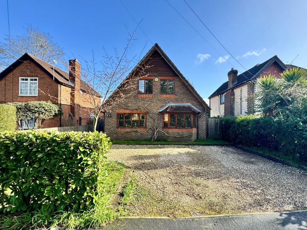 Main image of property: Butts Ash Avenue, Hythe, SO45