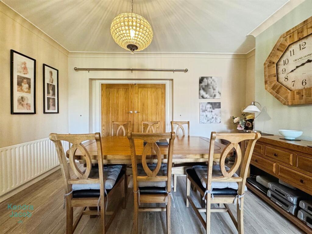 Doncaster Road, Costhorpe, Worksop photo 4