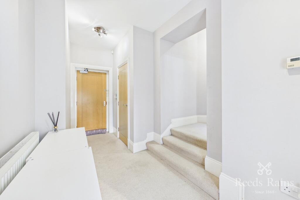Bronington Close, Manchester, Greater Manchester, M22 photo 4