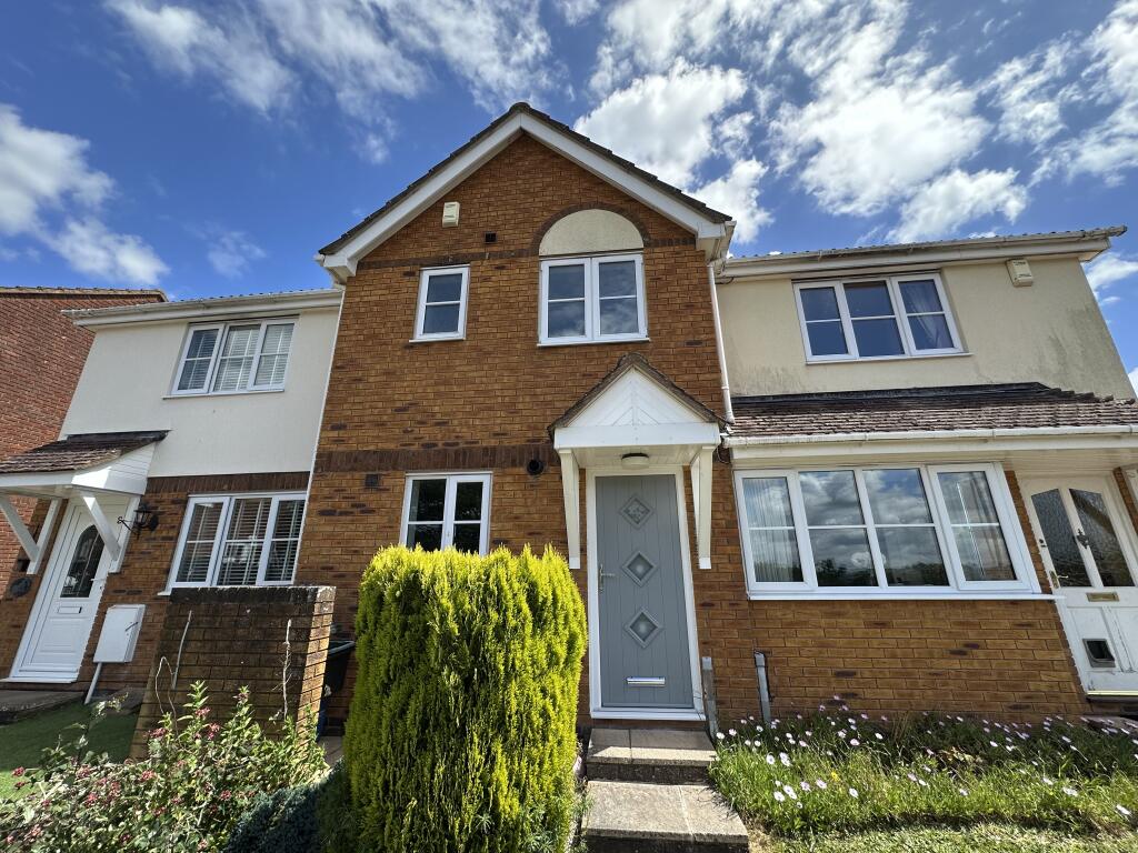 Main image of property: https://find-energy-certificate.service.gov.uk/energy-certificate/2383-3053-1203-5645-1200
