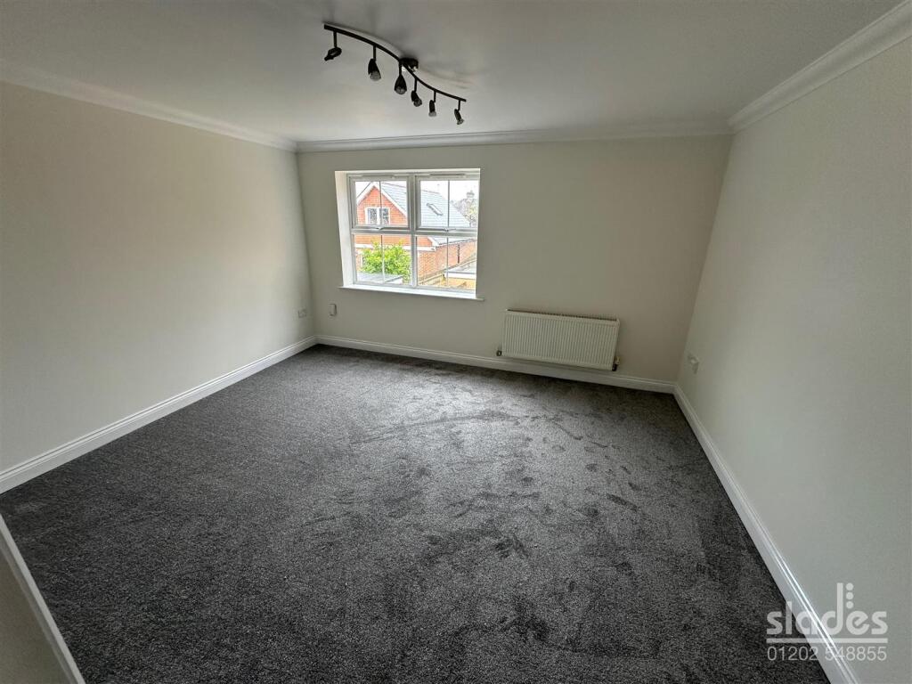 Apartment in Bournemouth - View 5