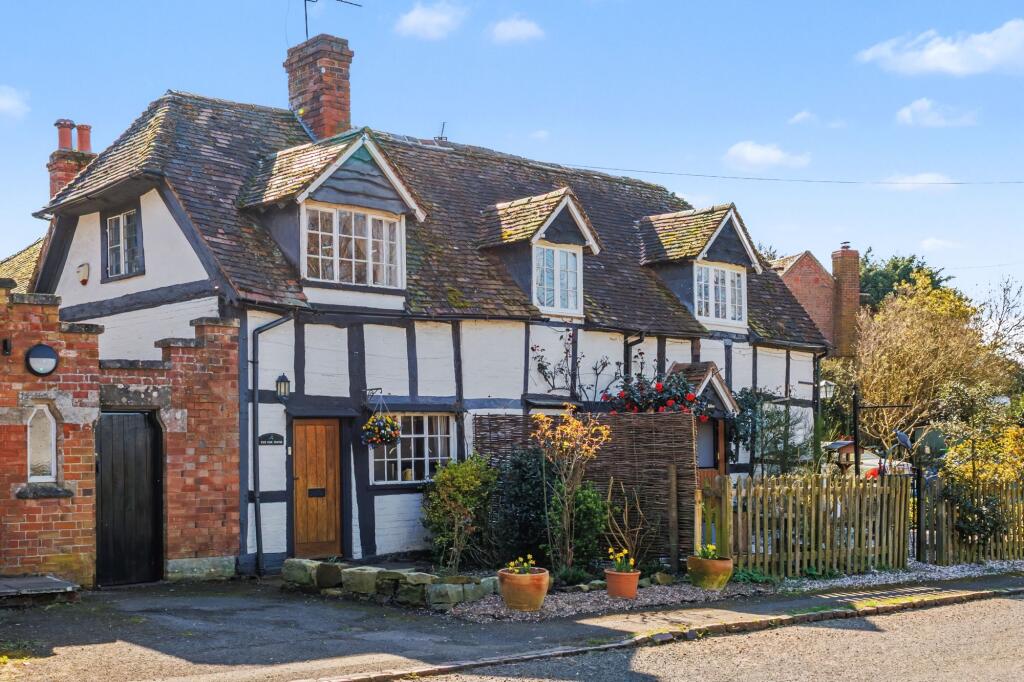 Main image of property: The Green, Rous Lench, WR11